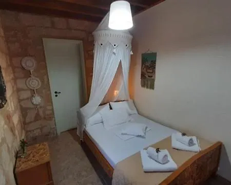 Christakos Stone House * Elafonissos